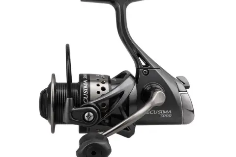 Szary kołowrotek Shimano Cusima 3000, idealny wybór, jeśli zastanawiasz się, jaki kołowrotek na spinning.