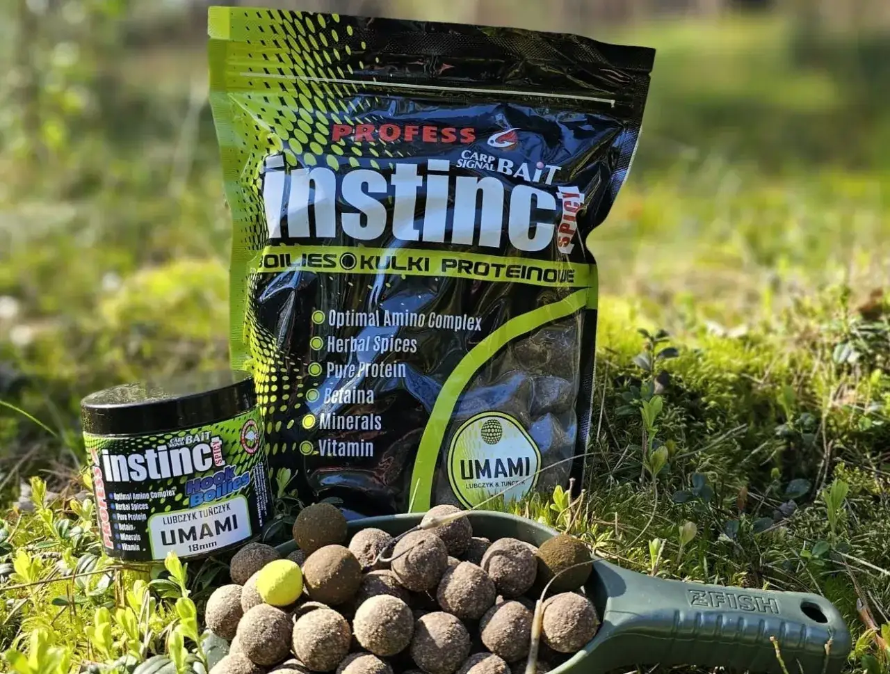 Kulek na karpia o smaku UMAMI, z lubczykiem i tuńczykiem, w opakowaniu Instinct. Idealne na ryby!